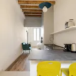 Charming In Isola In The Heart Of Apartmán Milán