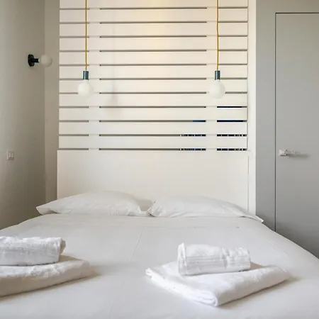 Charming In Isola In The Heart Of