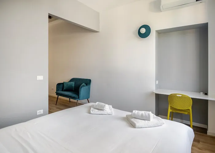 Charming In Isola In The Heart Of Apartment